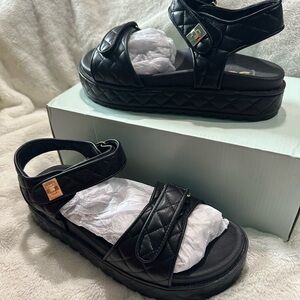 Elegant Black Quilted Women's Sandals
